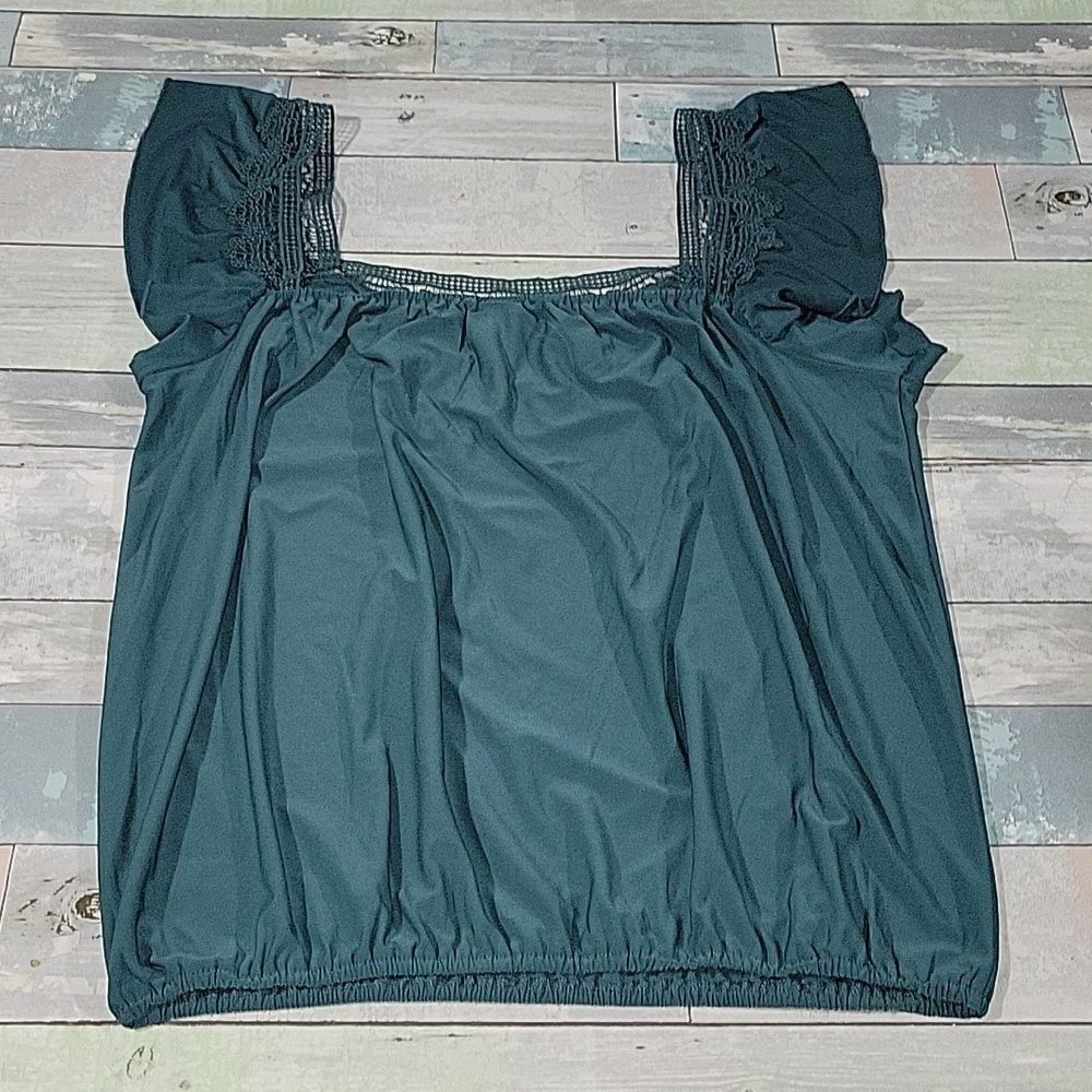 Daytrip Shirt/Top Square Neckline sz Large - Picture 3 of 5